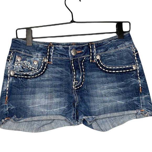 Miss Me Pants - Miss Me Women’s Denim / Jean Shorts Size 27